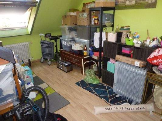 5010 Kinderzi. , zZt. als Abstellfläche genutzt