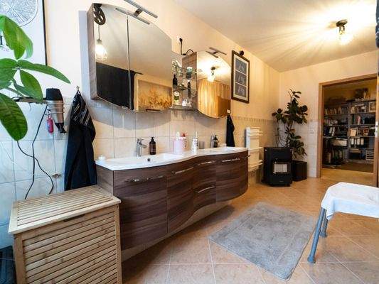 Bad Reihenendhaus EG Wohnung