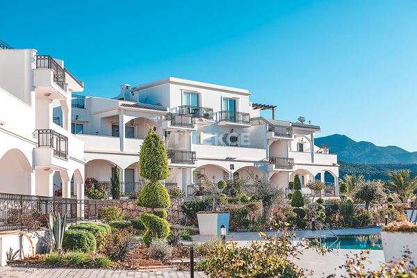 Apartments in a Complex with Rich Amenities in Esentepe Girne