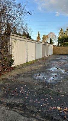 optionale Einzelgarage