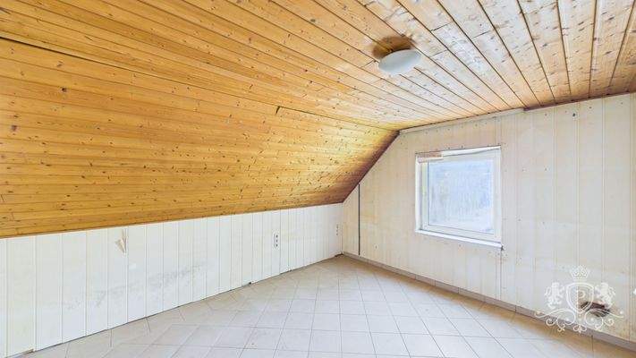 CAM01984G0-PR0506-STILL007