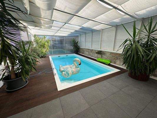 Pool-Area (1)