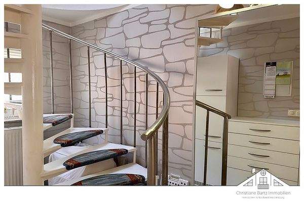 Wendeltreppe ins Dachgeschoss