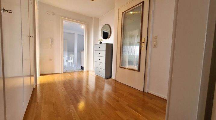 Flur/Eingangsbereich (DG)