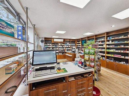 Verkaufsraum Ansicht III