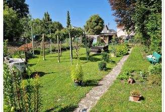 Der schöne ruhige Garten