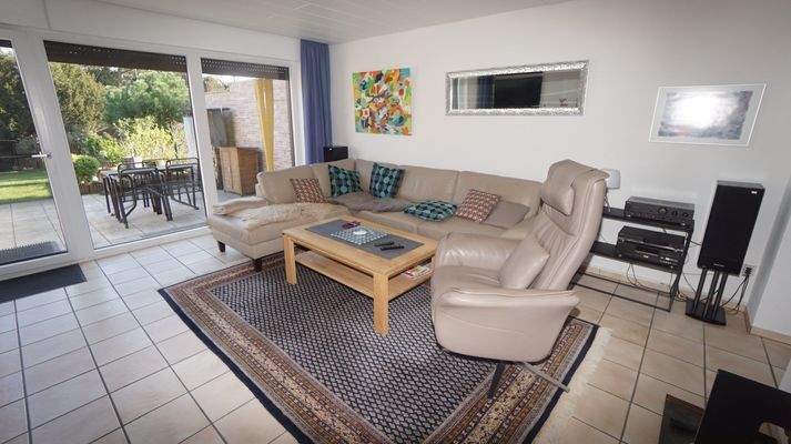 der gemütliche und helle Wohnbereich