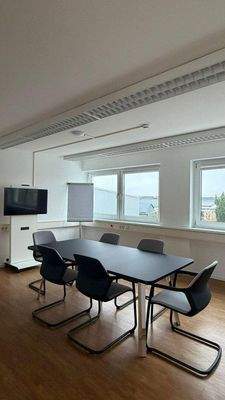 Besprechungszimmer OG