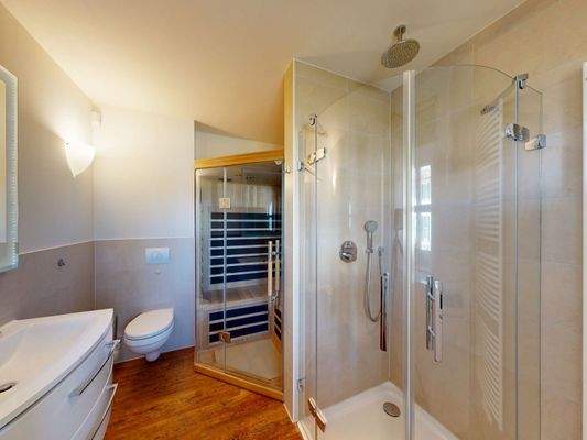 Bad mit Infrarotsauna