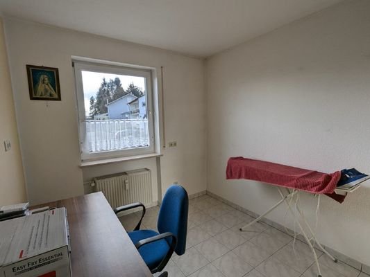 Zimmer 2 / Hausarbeit