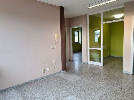 Anmeldung-Büro_Bild 3.jpg