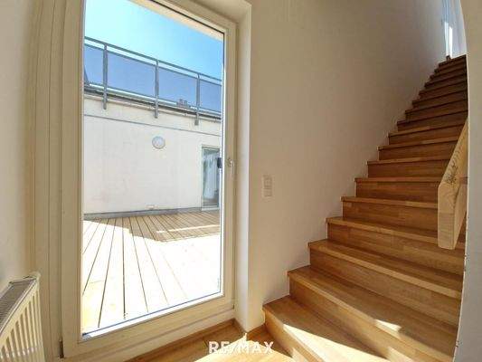 Stiegenaufgang zur Dachterrasse