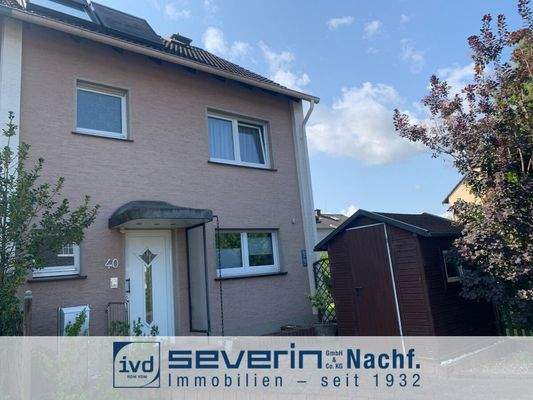 Doppelhaushälfte ,Eckgrundstück mit Carport & Garage incl. "Hobbywerkstatt"