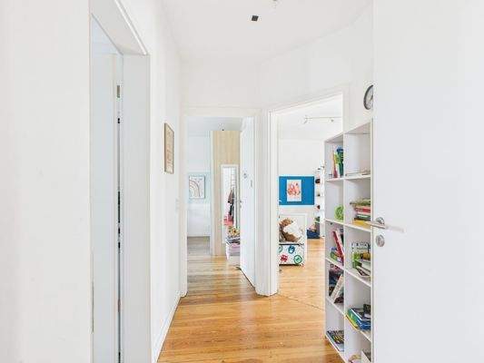 Flur OG - Lütt Immobilien - Bönebüttel