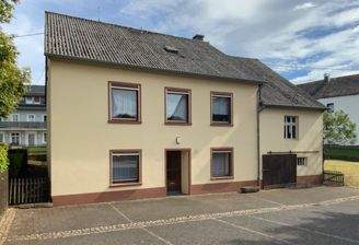 Straßenansicht
