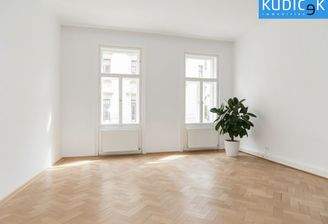 Büro straßenseitig