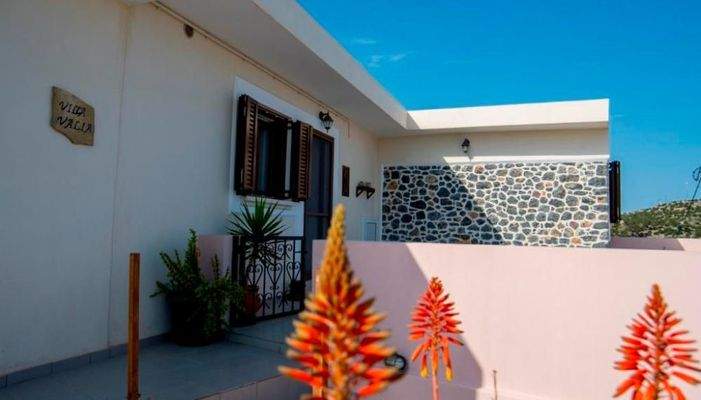 Südostkreta, Anatoli: Wohnung im ersten Stock mit Berg- und Meerblick zu verkaufen