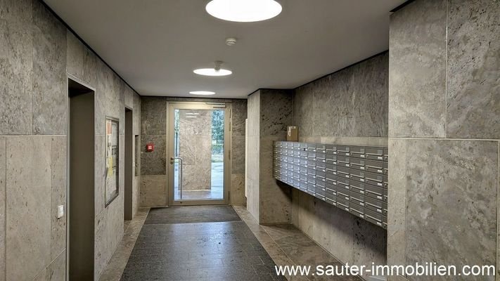 Schicker Hauseingangsbereich 