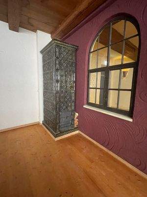 Gastraum mit Teichert-Kachelofen