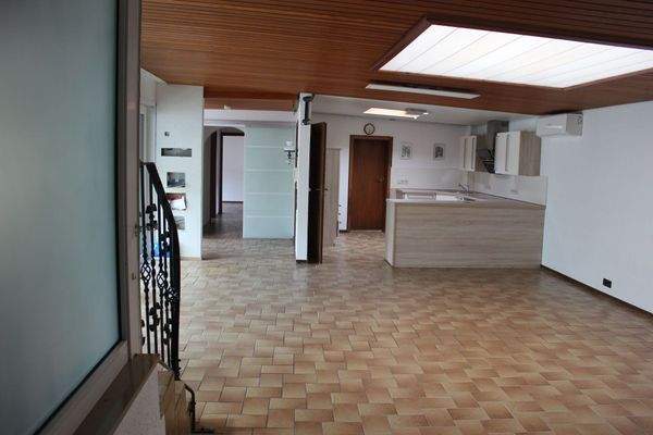 Einheit mit Schwimmbad