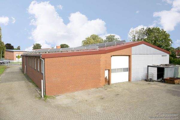 Blick auf den hinteren Giebel der vorderen Halle