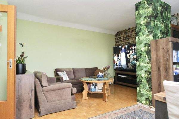 Wohnzimmer Ansicht 2