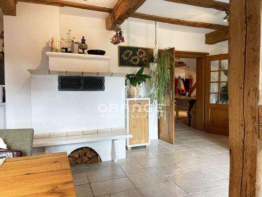 Natürliche Wärme spendet Ihr verputzter Kachelofen