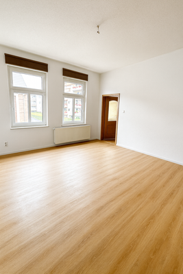 Wohnzimmer OG ( KI ).PNG