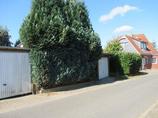 2 weitere überdachte Carports