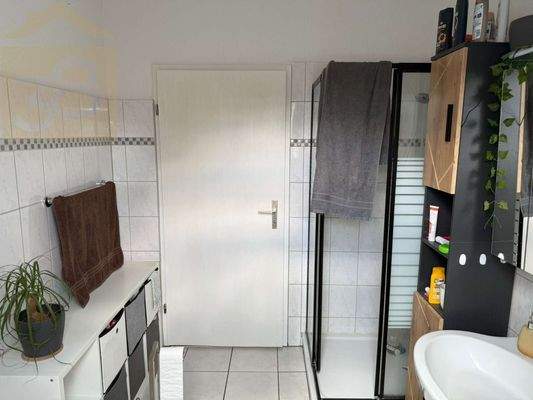 Wohnung DG Badezimmer 