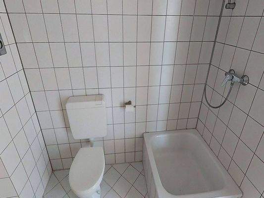 Ansicht II: Badezimmer I