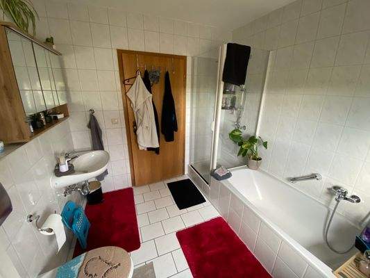Wohnung EG Badezimmer