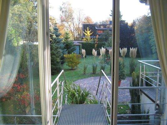 ELW. Fenster zum Garten