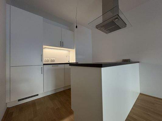 20251107_140833629_iOS