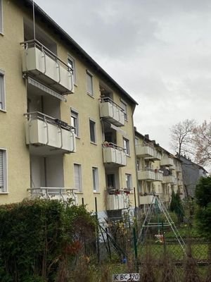 Rückansicht mit Balkon