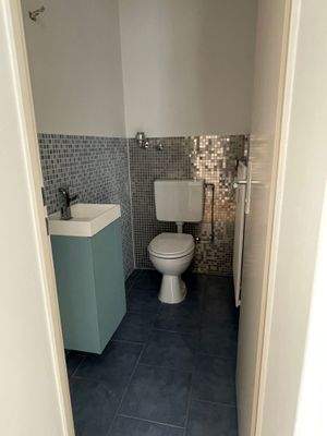 Gäste WC mit Fenster