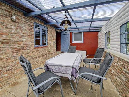 Überdachte Terrasse