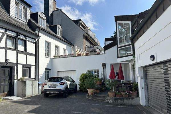 Hausansicht, Hofbereich