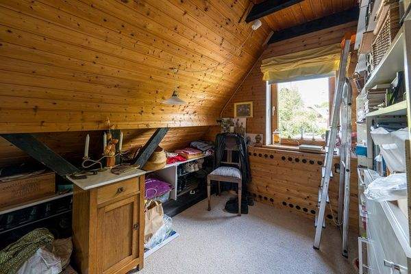 Kleines Zimmer im DG 