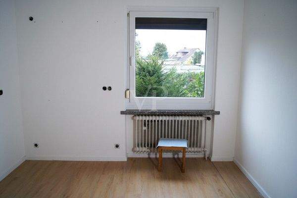 20 Küche EG KI bearbeitet