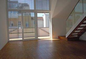 Wohn- Essbereich im UG