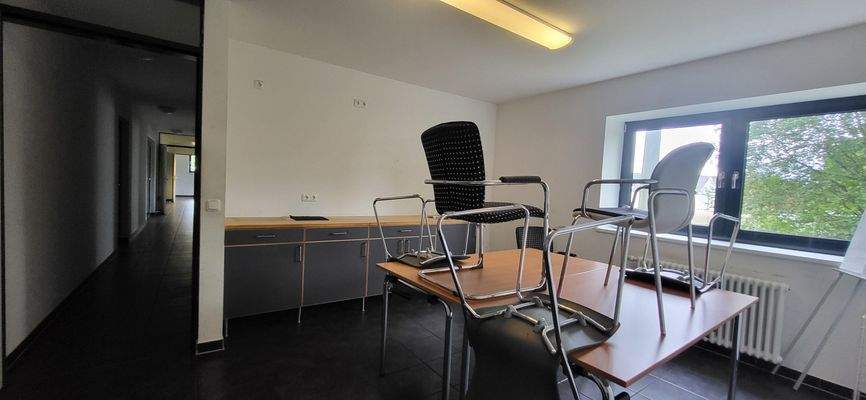BÜRORAUM 3 ALS PAUSENRAUM MIT KÜCHE