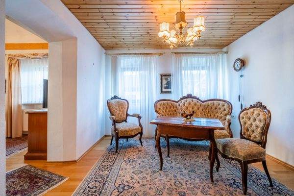 Lese- oder Esszimmer