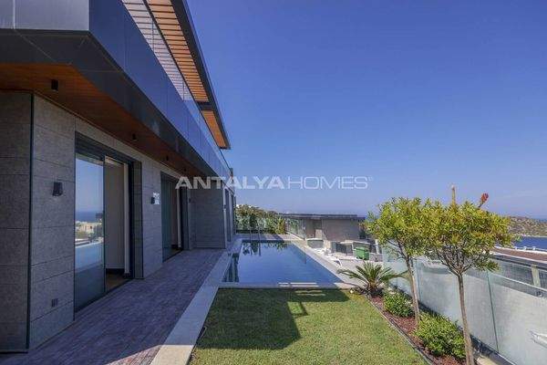 Spacious Sea View Real Estate in a Luxury Complex in Bodrum