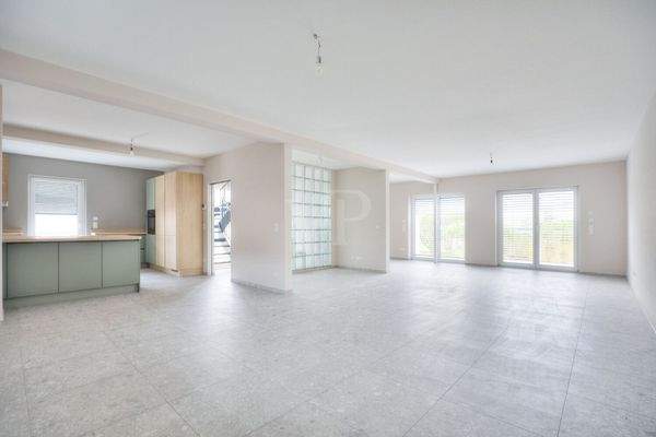 Wohn-/Essbereich mit Küch