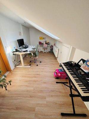 Dach: großes Zimmer