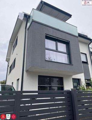 Vorderseite des Hauses