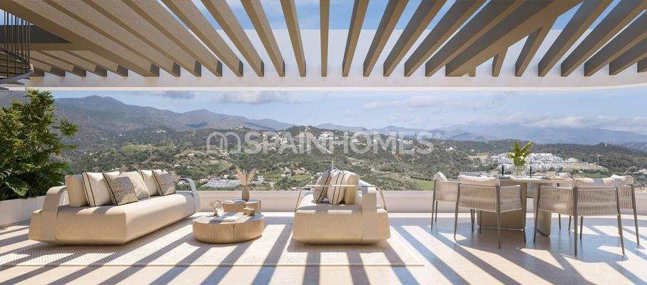 Apartments in a Complex with Rich Amenities in Estepona Malaga