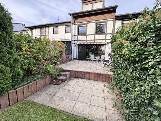 Terasse und Rückseite