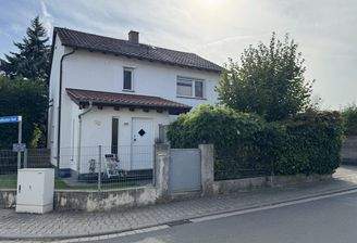 Straßenansicht